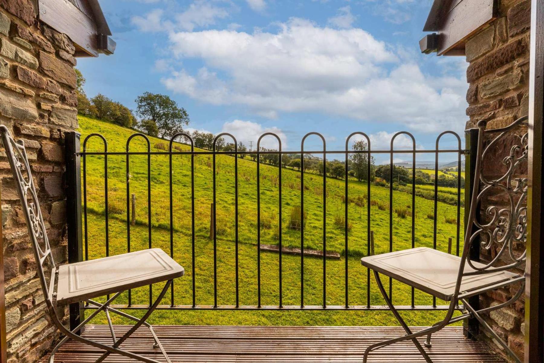 Hilltop View With Hot Tub 布雷肯 外观 照片